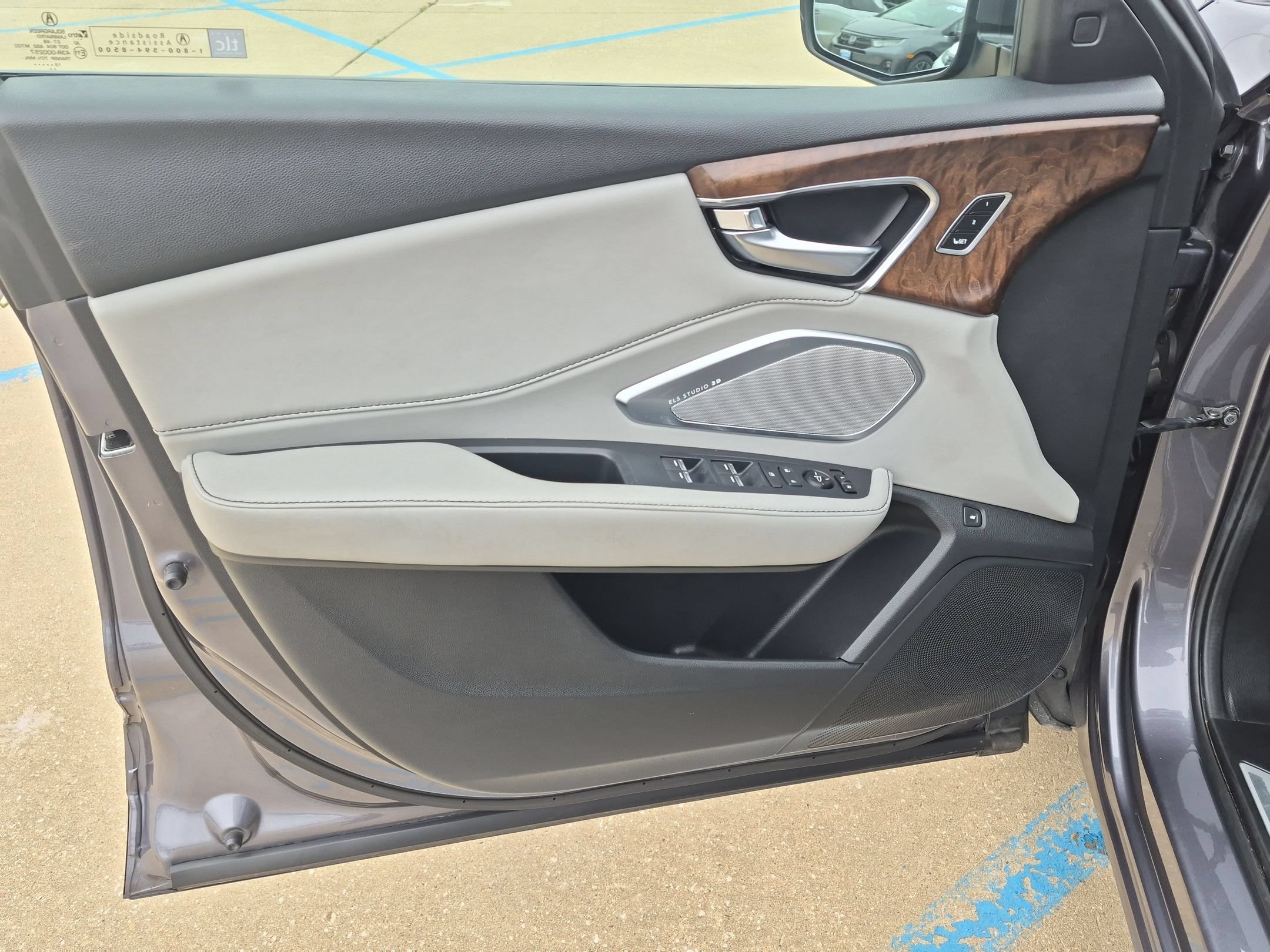 Used 2020 Gray Acura w/Advance Pkg image 12