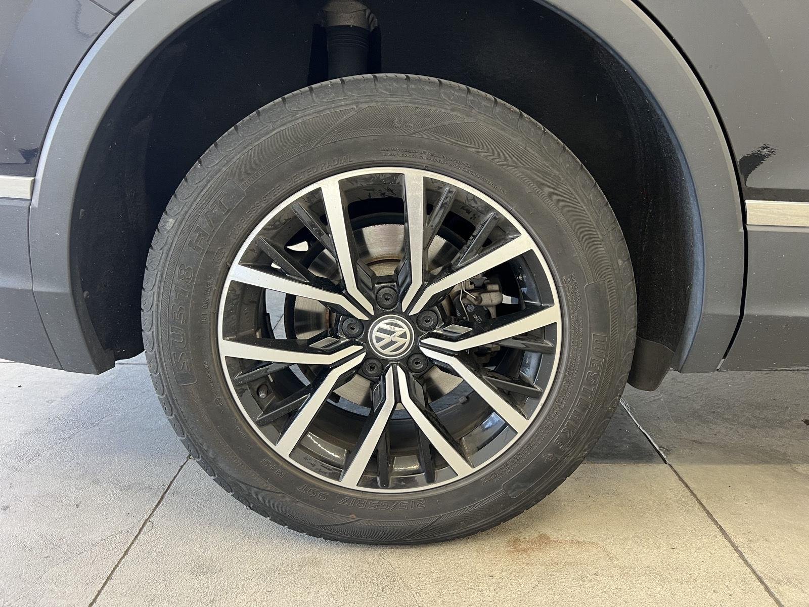 2021 Volkswagen Tiguan SE - Photo 9