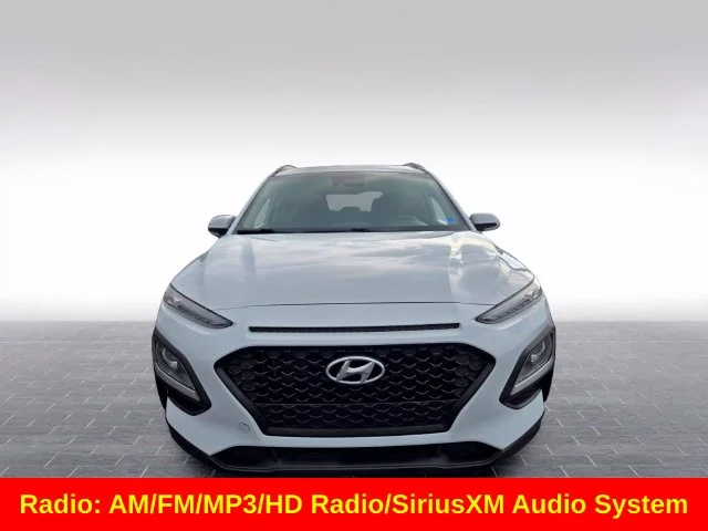 Used 2020 White Hyundai SEL image 2