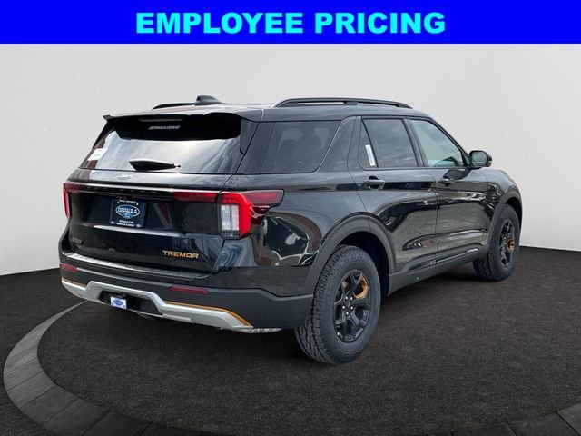 New 2026 Black Ford Tremor image 6