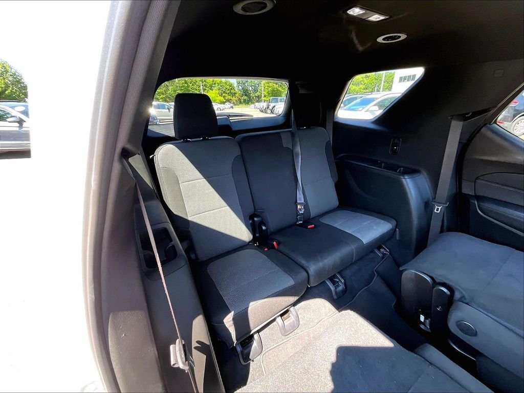 Used 2023 White Chevrolet LT image 17