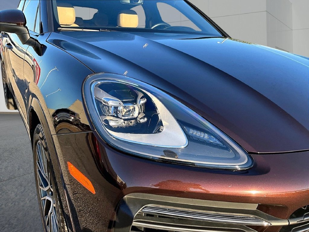 Used 2022  Porsche Platinum Edition image 12