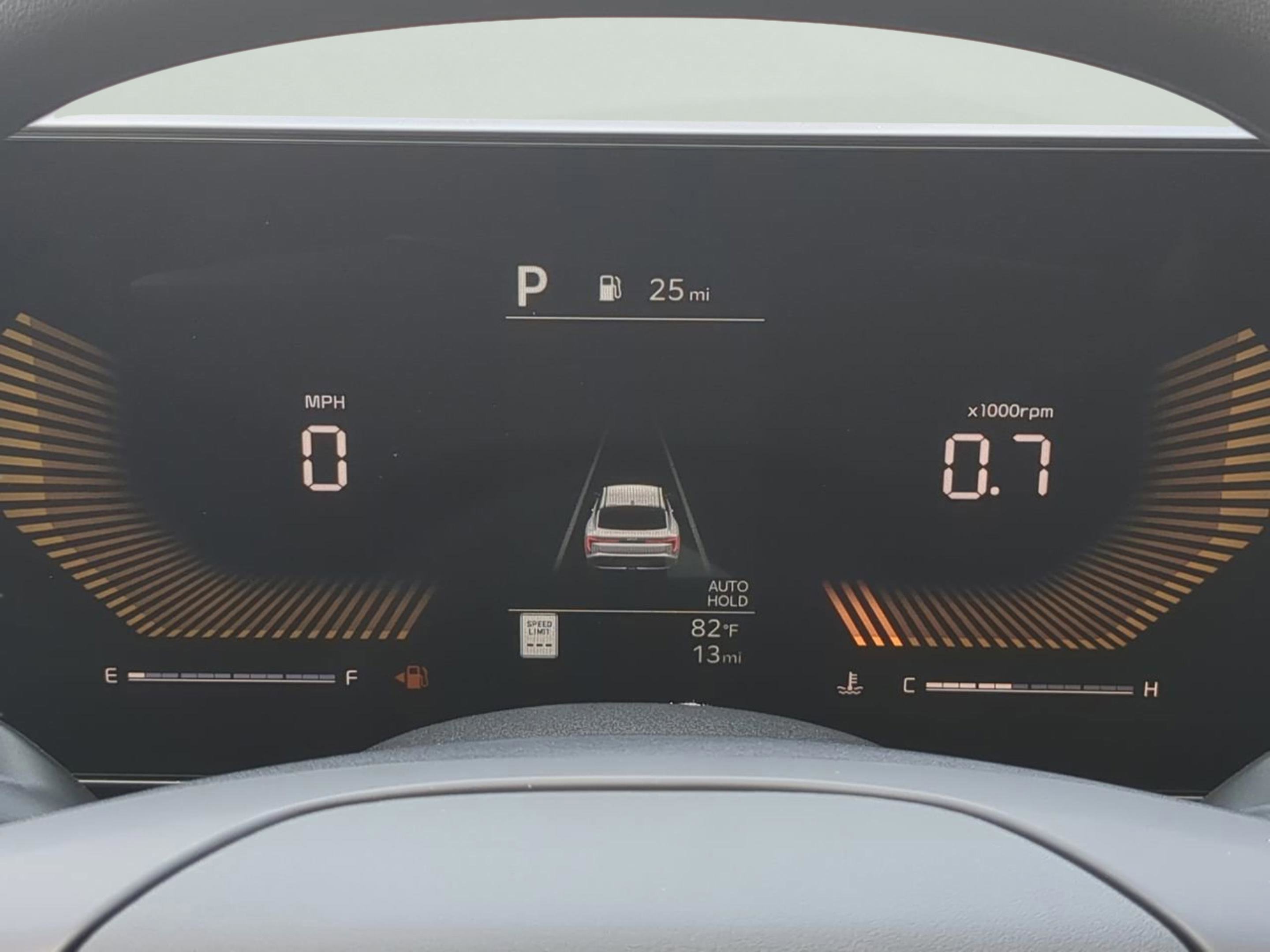 New 2026 Snow White Pearl Kia LXS image 24