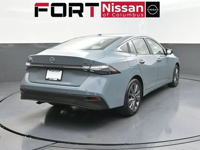 New 2026 Gray Nissan SL image 4