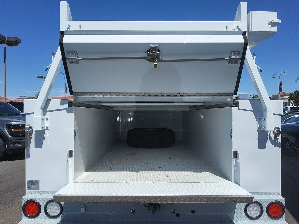 New 2026 White Ford XL image 19