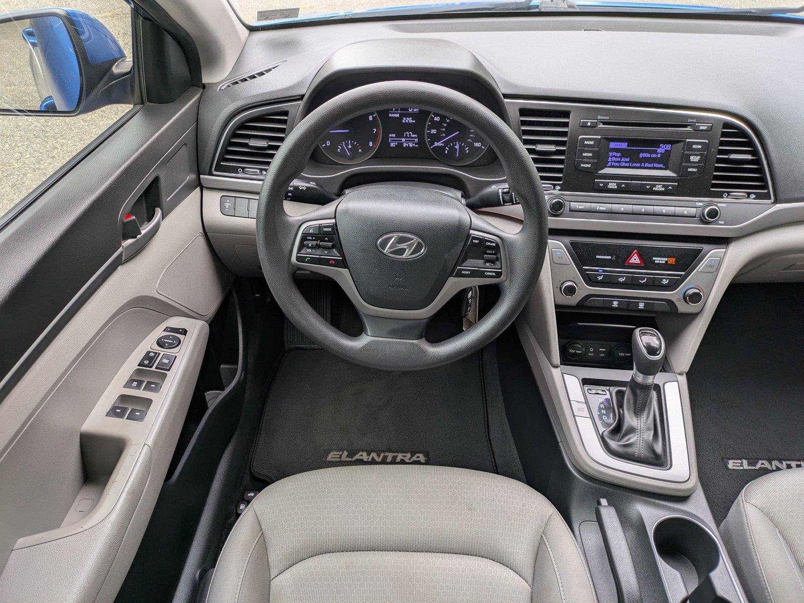 Used 2017 Electric Blue Hyundai SE image 15