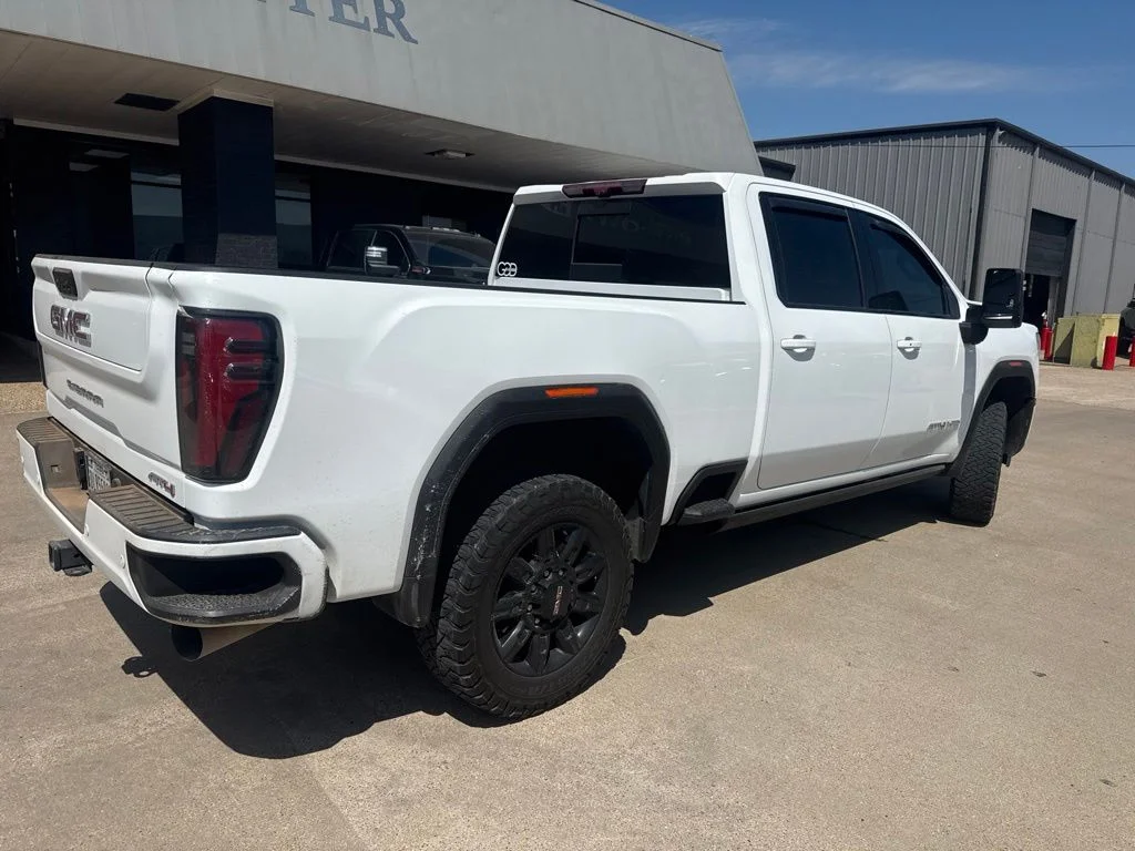 Used 2024 White GMC AT4 image 4