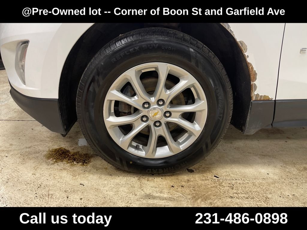 Used 2020  Chevrolet LS image 11