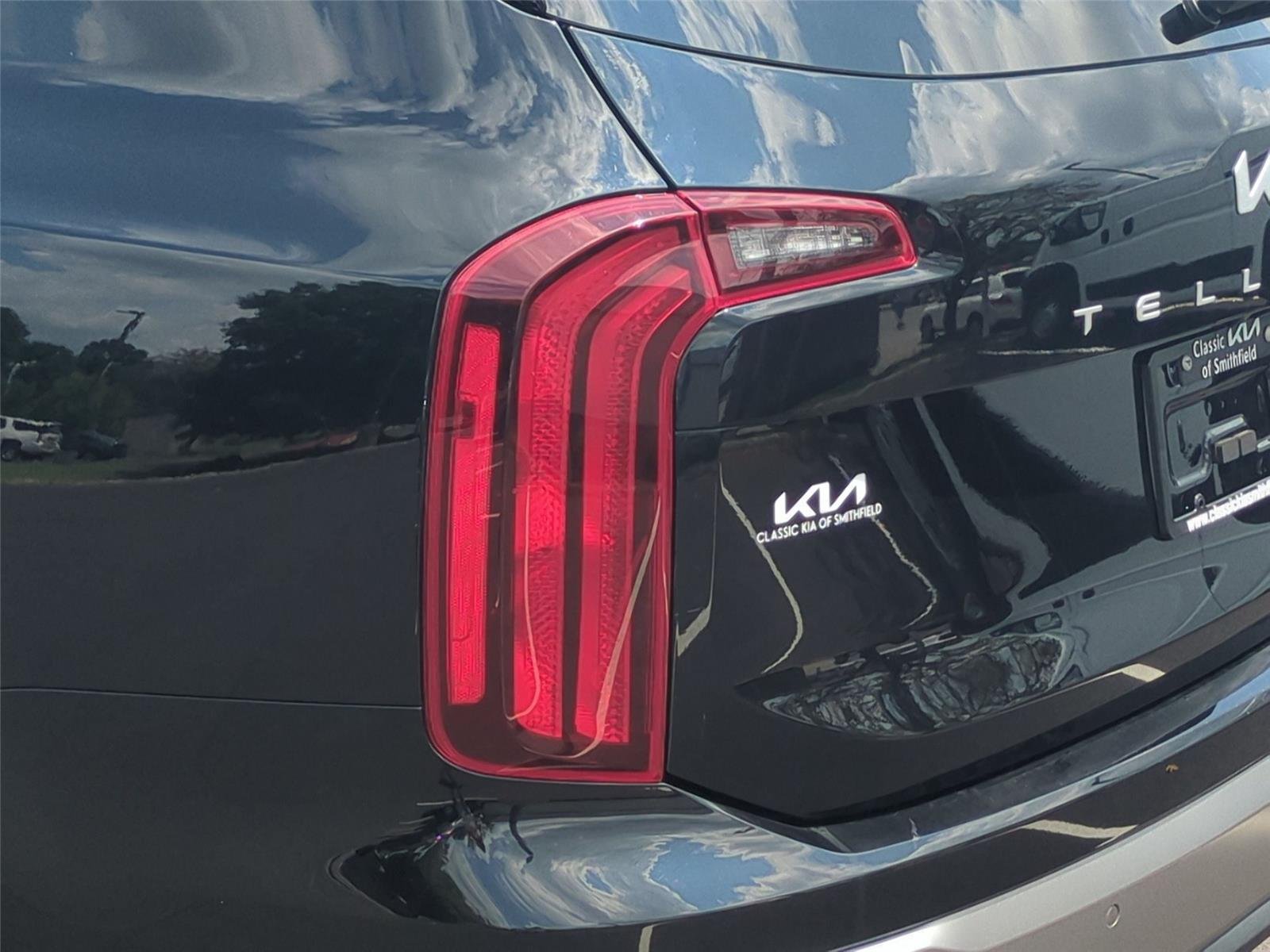 Used 2025 Ebony Black Kia S image 26