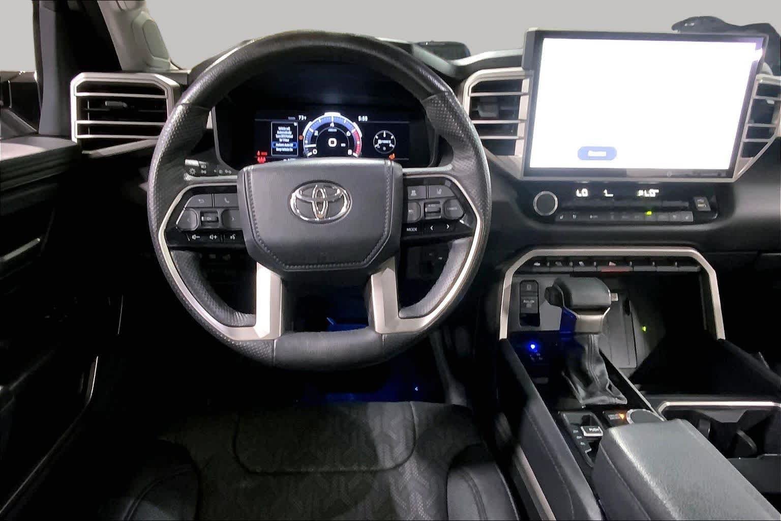 Used 2024 Wind Chill Pearl Toyota Limited image 6