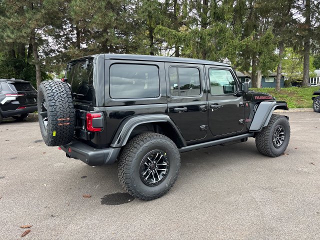 New 2027 Black Clearcoat Jeep Rubicon X image 28
