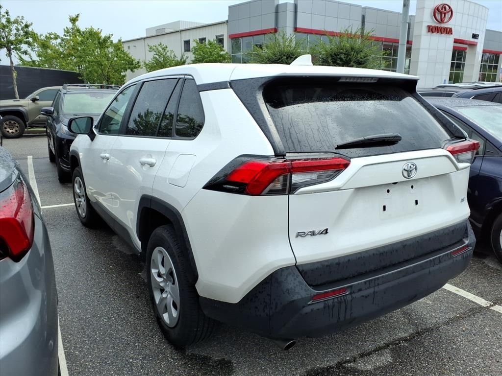 Used 2025 White Toyota LE image 6