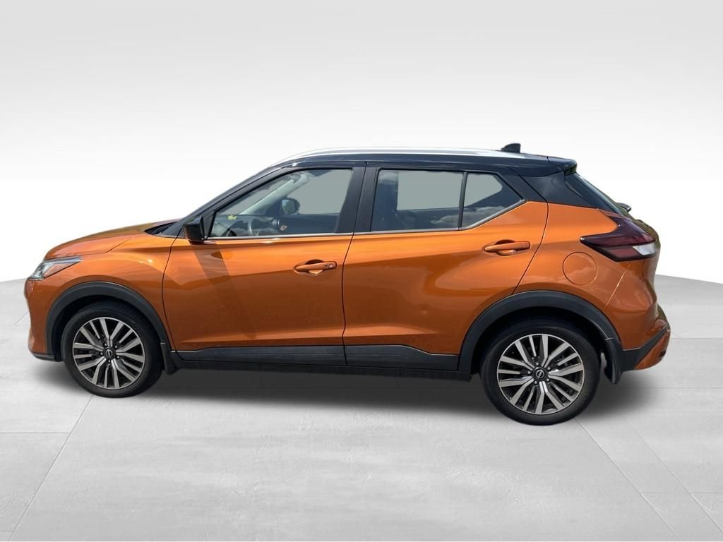 Used 2023 Orange Nissan SV image 8