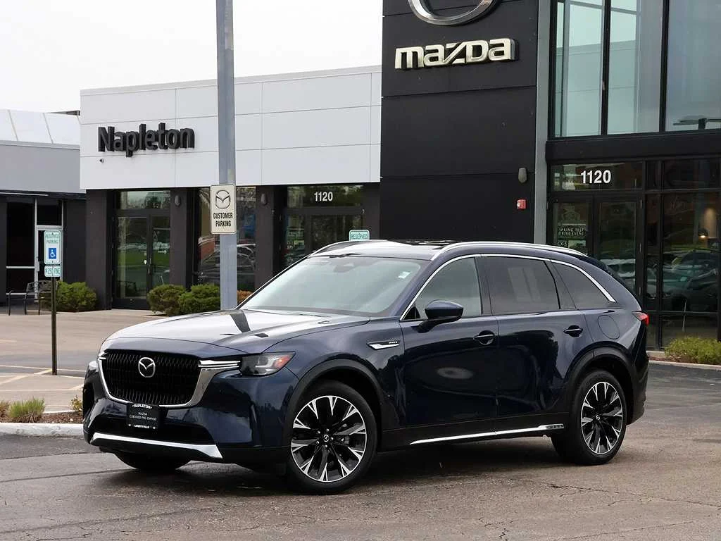 2024 Mazda CX-90 PHEV Premium Package's photo