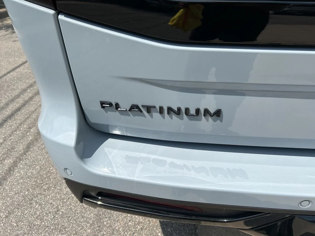 Used 2025 Gray Ford Platinum image 27