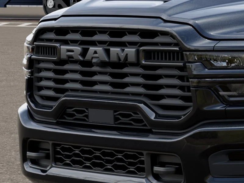 New 2026 Diamond Black Crystal Pearl-Coat Exterior Paint RAM Tradesman image 37