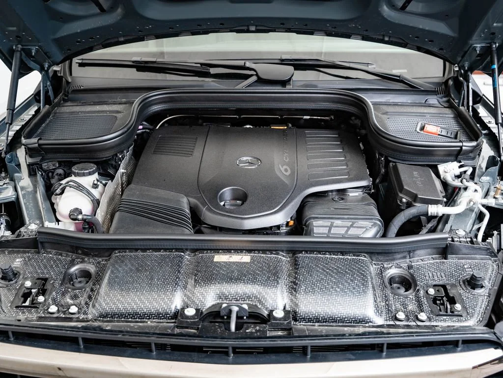 New 2026 Manufaktur Signature Silicon Gray Mercedes-Benz GLS 450 image 50