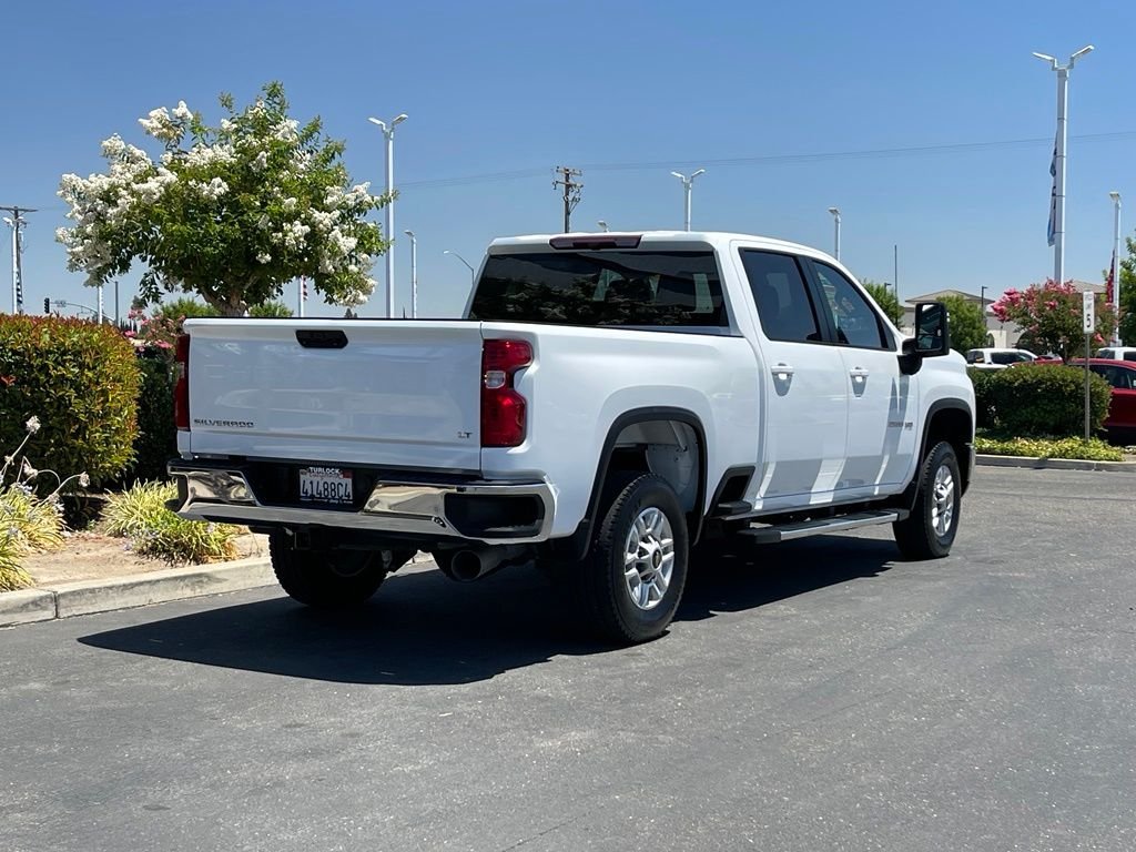 Used 2024 White Chevrolet LT image 4