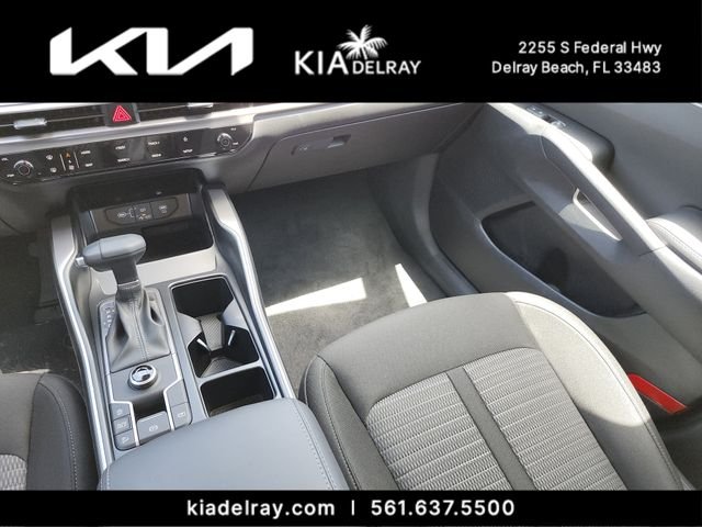 New 2026 Glacial White Pearl Kia LX image 14