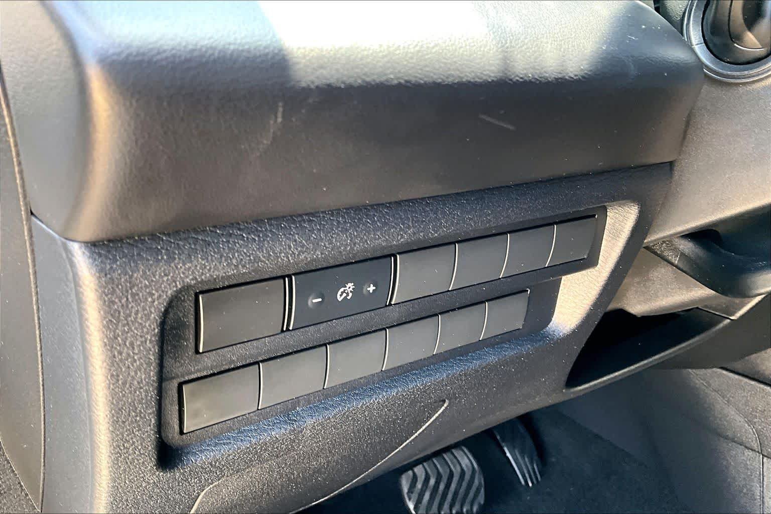 Used 2023 Alloy Silver Metallic Mitsubishi ES image 60