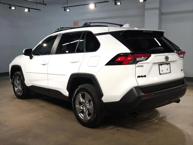 Certified Used 2025 ICE CAP Toyota  image 5