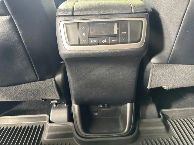 Certified Used 2019 Blizzard Pearl Toyota Limited image 13