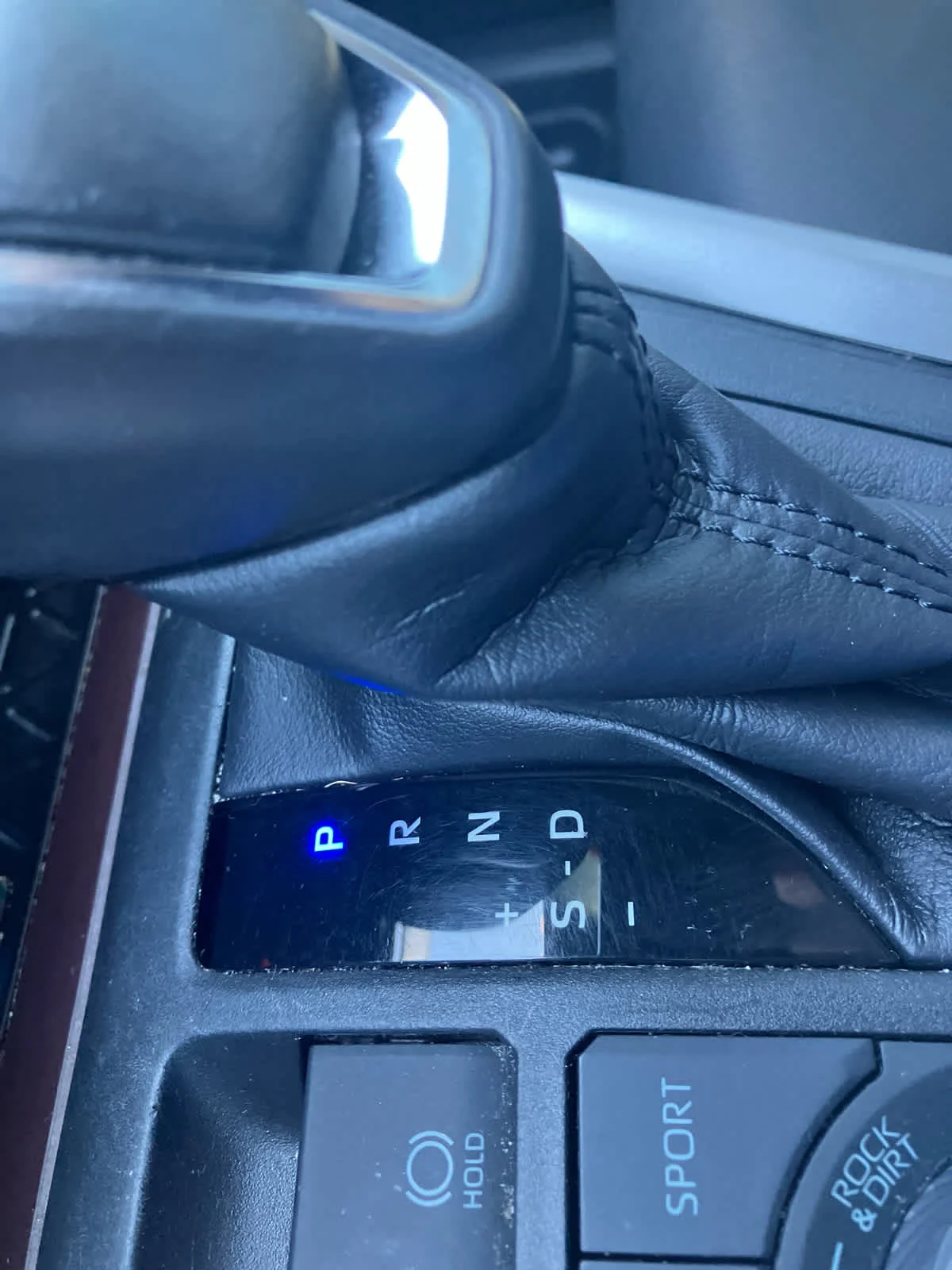 Used 2019 Blizzard Pearl Toyota Limited image 33