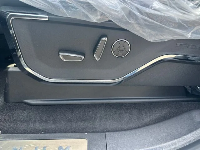 New 2026 Avalanche Ford Platinum® image 26