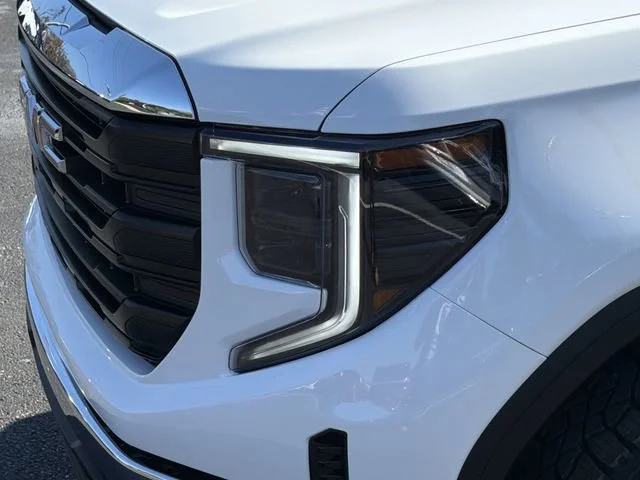 New 2026 Summit White GMC Pro image 9