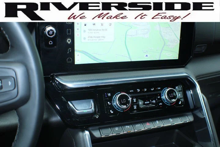 Certified Used 2025 White Frost Tricoat GMC Denali image 12