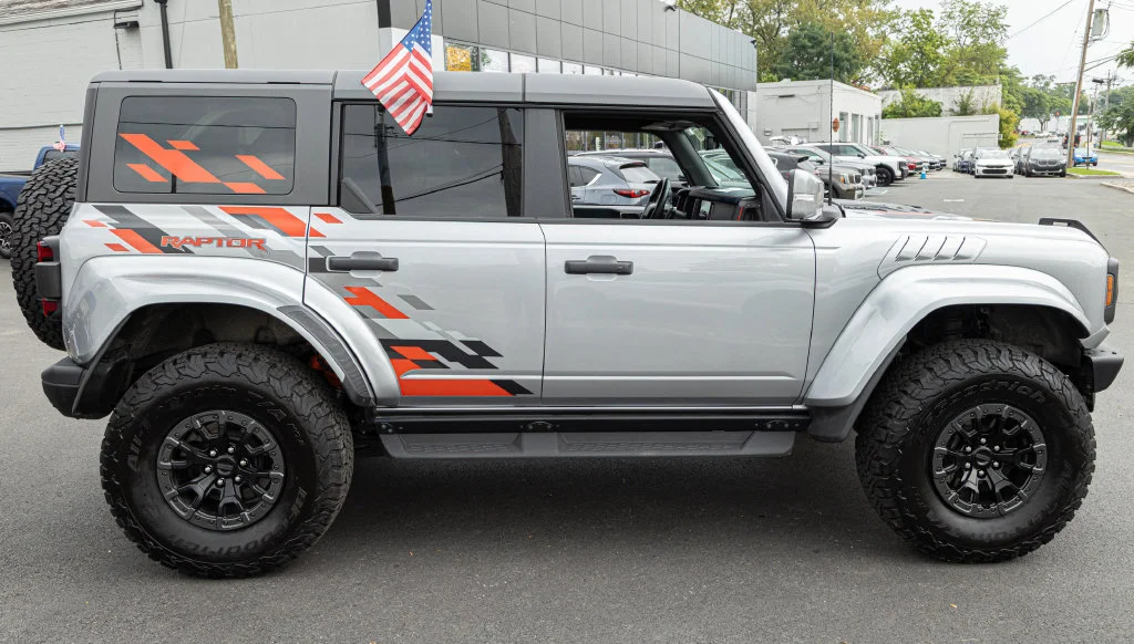 Used 2024 Silver Ford Raptor image 7