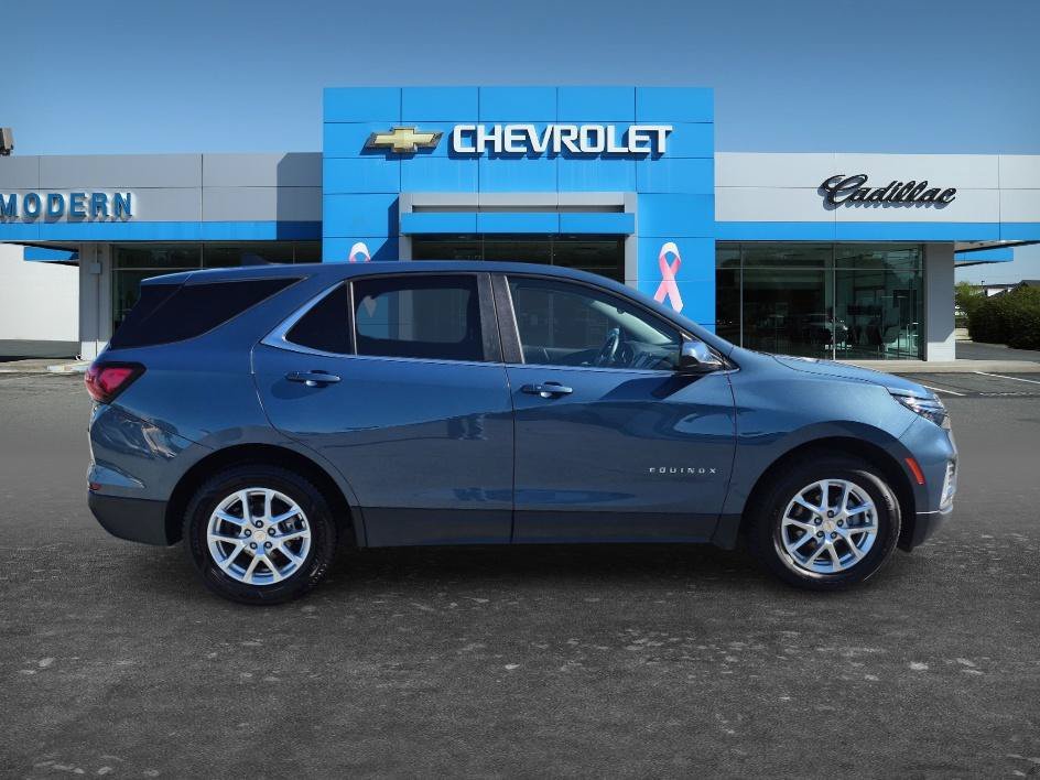 Used 2024 Lakeshore Blue Metallic Chevrolet LT image 6
