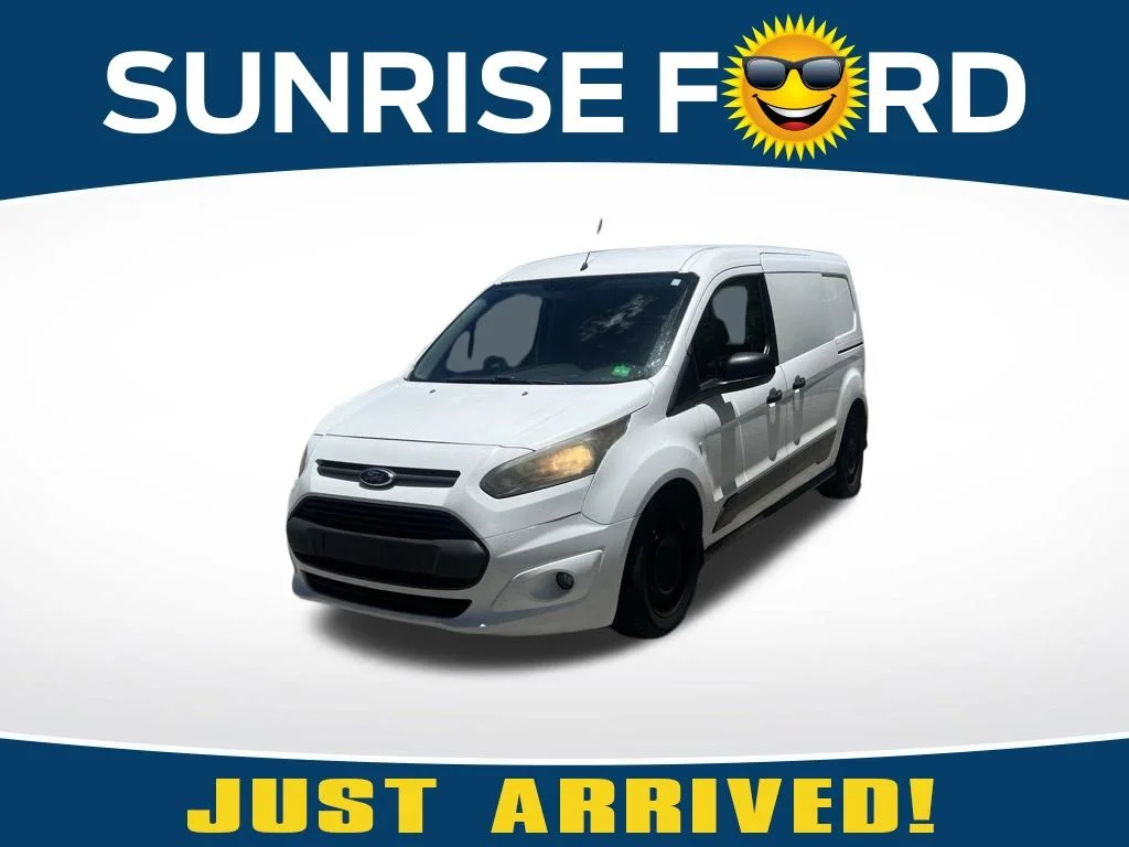 Used 2015 Frozen White Ford XLT image 1