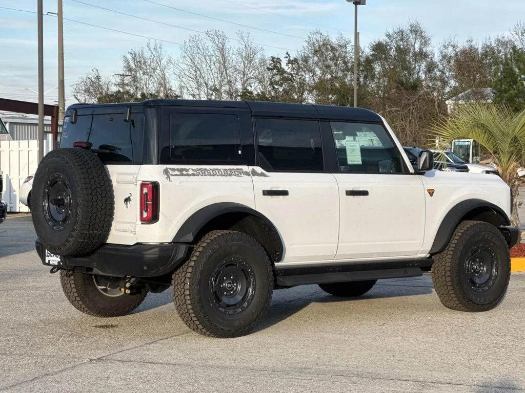 2025 Ford Bronco 4-Door Badlands - Photo 16