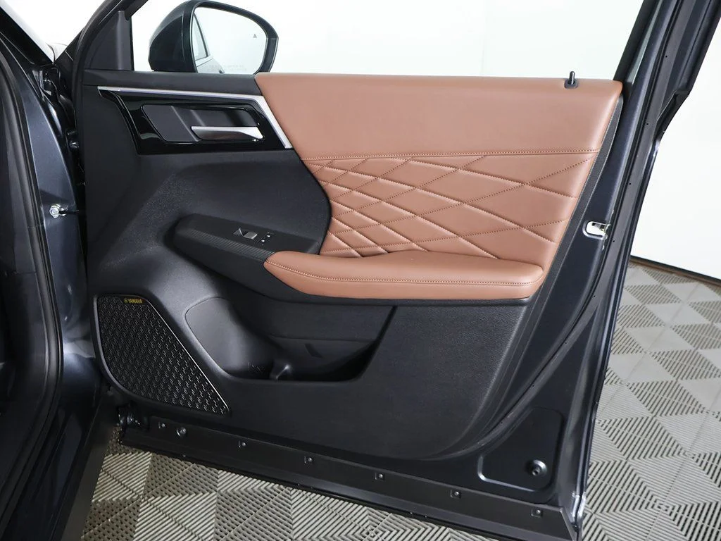2025 Mitsubishi Outlander SEL - Photo 30