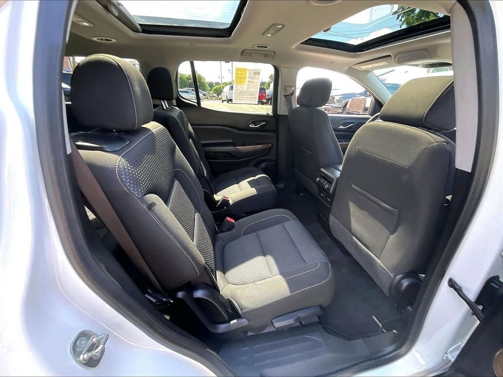 Used 2023 White GMC SLE image 16