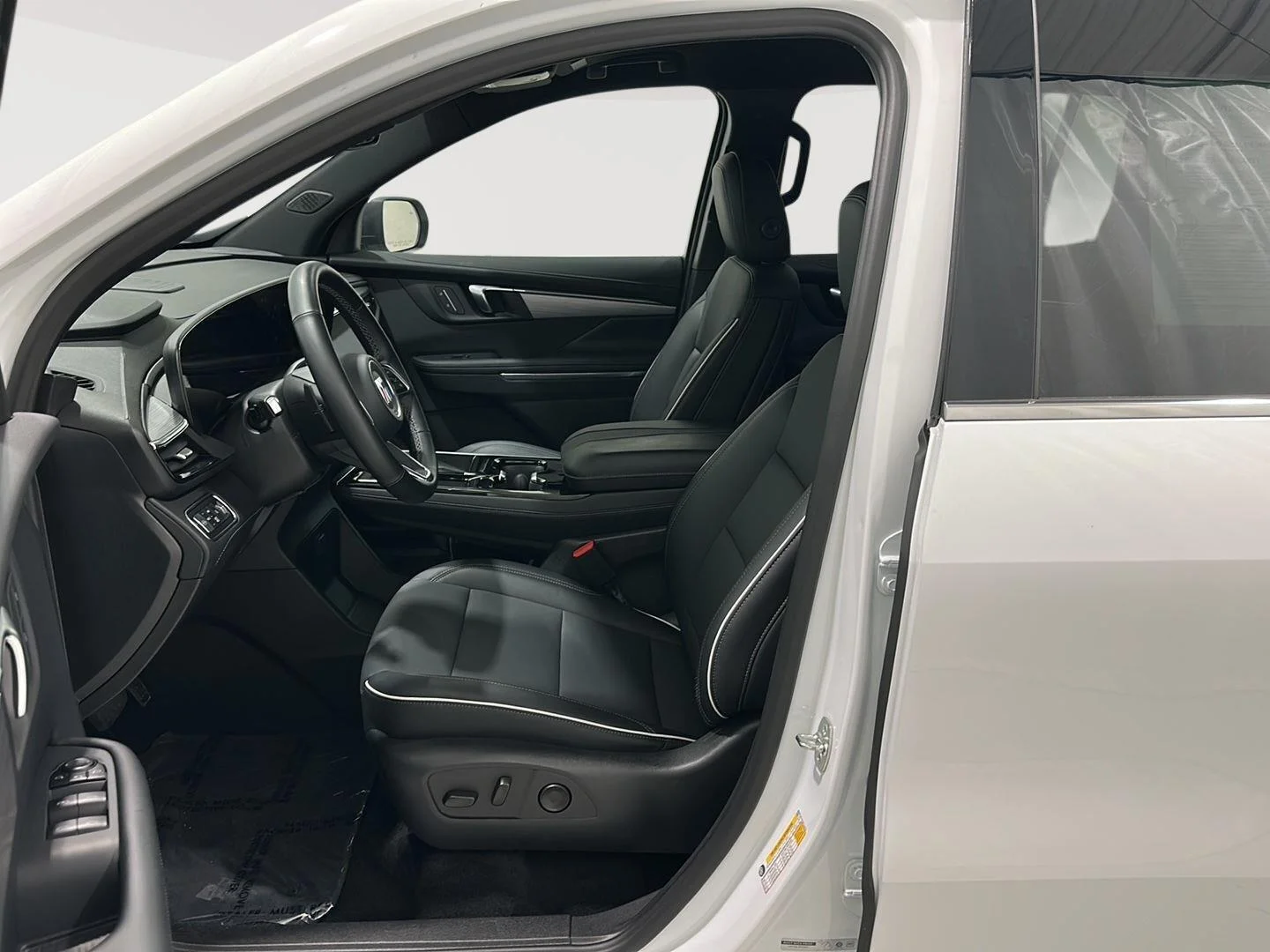 Used 2026 Summit White Buick Preferred image 18