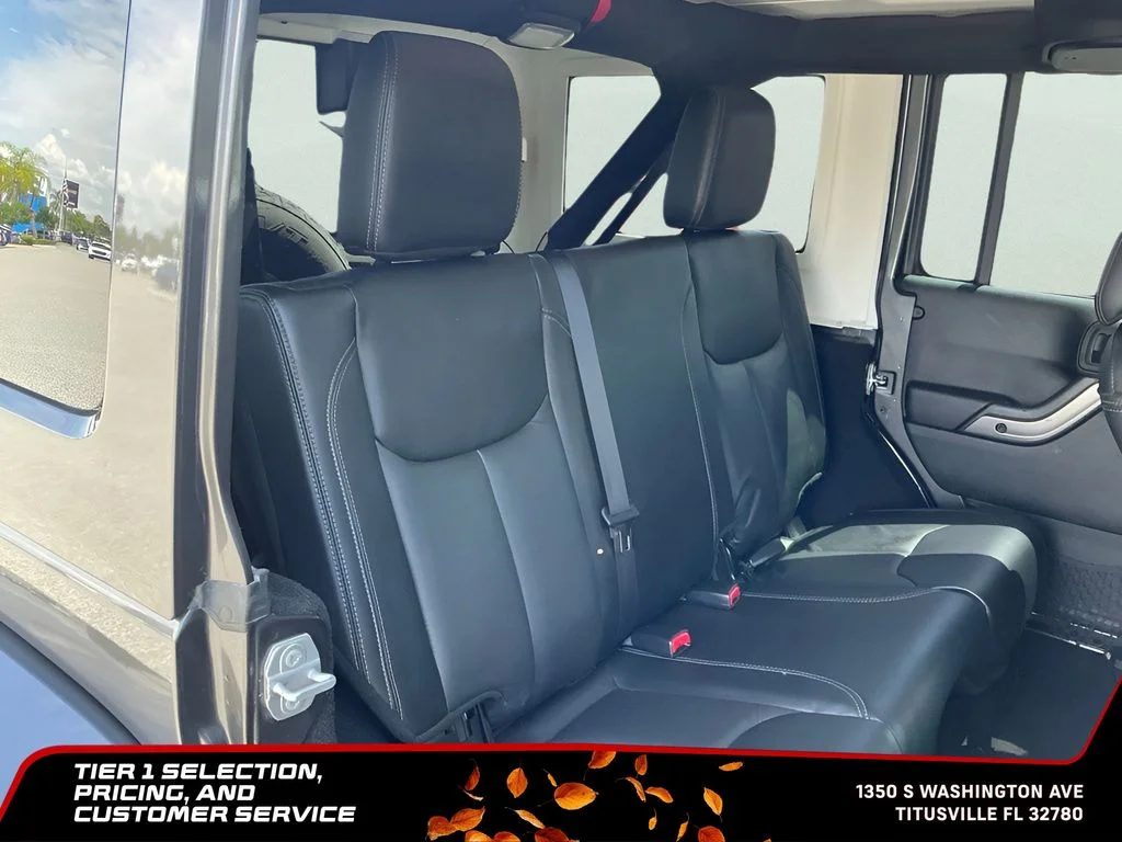 Used 2018 Gray Jeep Unlimited Sahara image 16