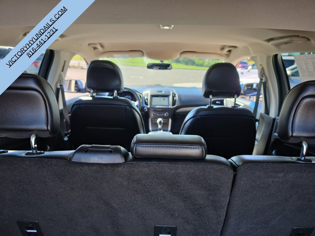 Used 2018 Blue Ford SEL image 28