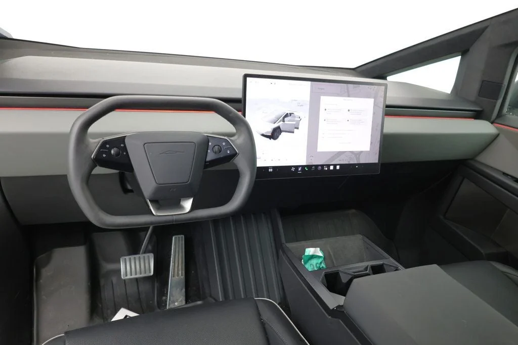 Used 2025 Stainless Steel Tesla AWD image 7
