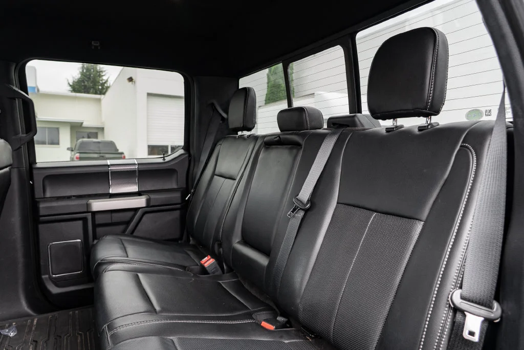 Used 2020 Black Metallic Ford Lariat image 27