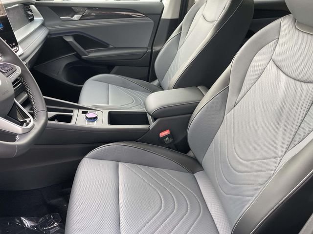 New 2026 White Volkswagen 2.0T SE image 20
