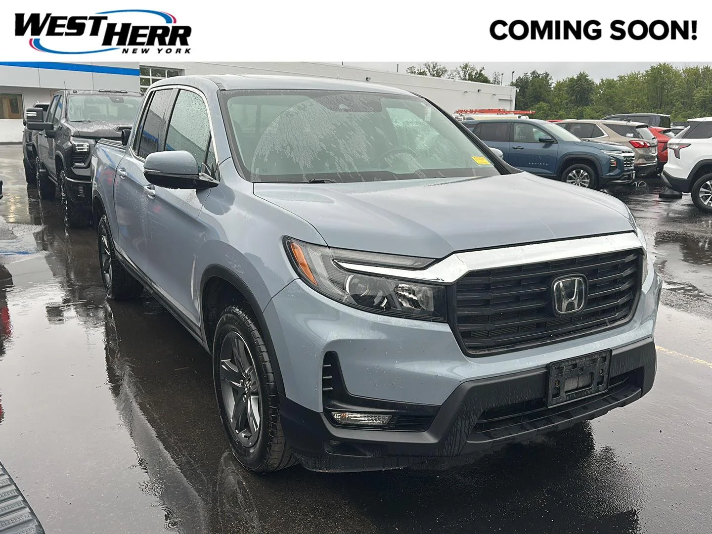 Used 2022 Sonic Gray Pearl Honda RTL image 1