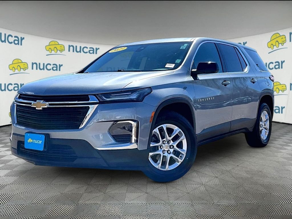 Used 2023 Gray Chevrolet LS image 3