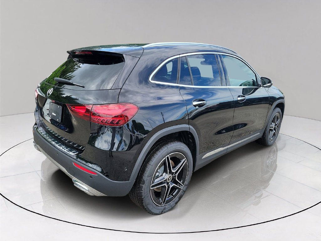 New 2026 Night Black Mercedes-Benz GLA 250 image 6