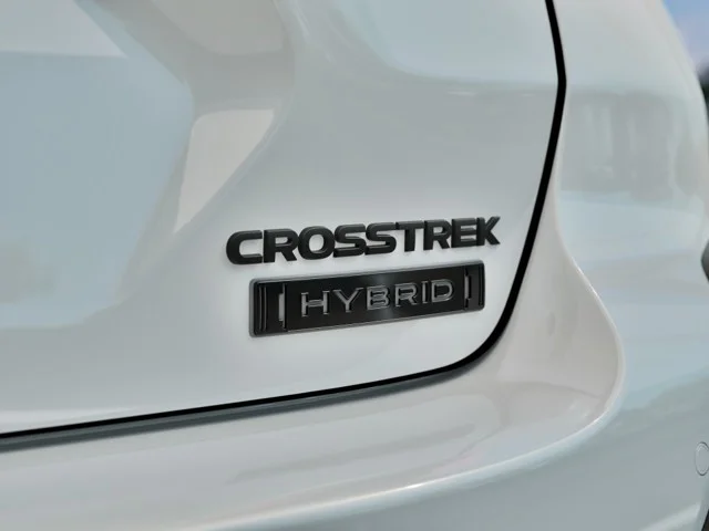 New 2026 CRYSTAL WHITE PEARL Subaru Limited Hybrid image 11