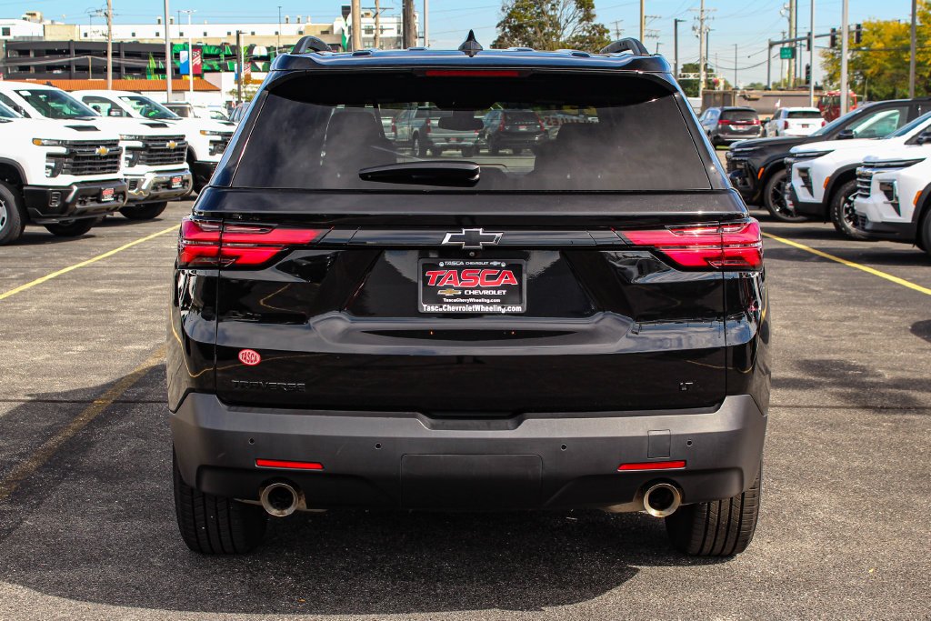 Used 2023 MOSAIC BLACK METALLIC Chevrolet LT Cloth image 8
