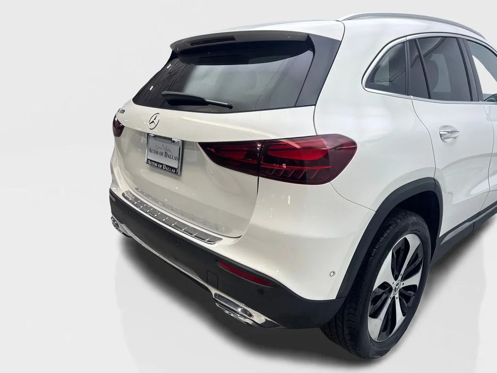 Used 2025 White Mercedes-Benz GLA 250 image 18