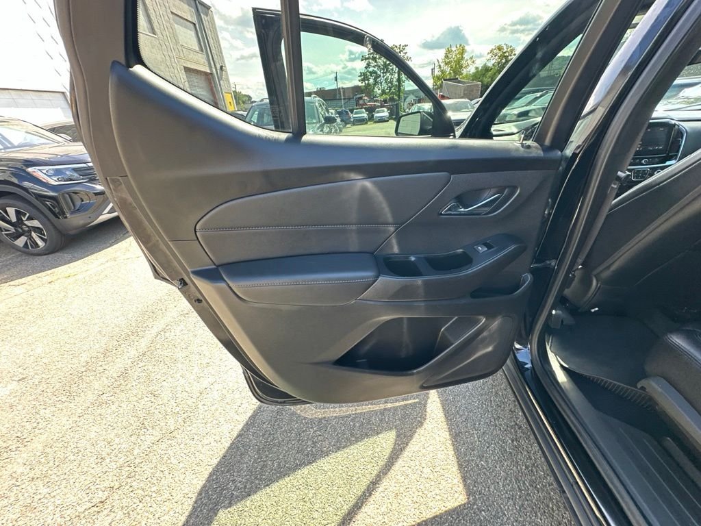Used 2024 Black Chevrolet LT Cloth image 22