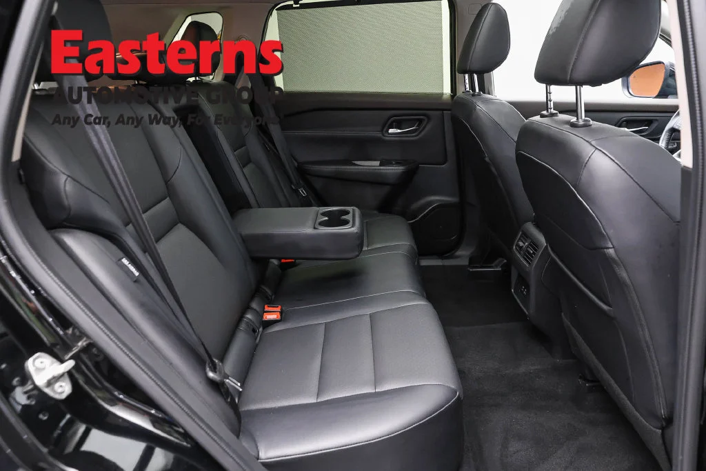Used 2023 Black Nissan SV image 24